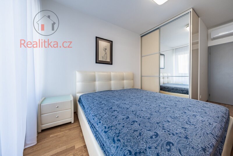 PRONÁJEM LUXUSNÍHO BYTU 4+KK S TERASOU 114 m², PRAHA 5 – JINONICE