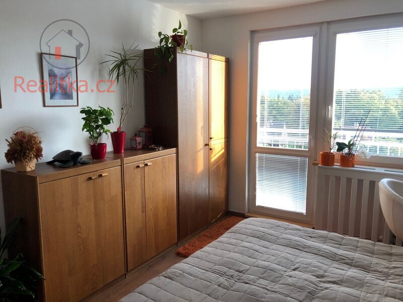 Pronájem slunného bytu po zdařilé rekonstrukci