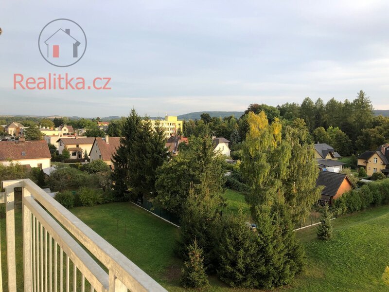 Pronájem slunného bytu po zdařilé rekonstrukci