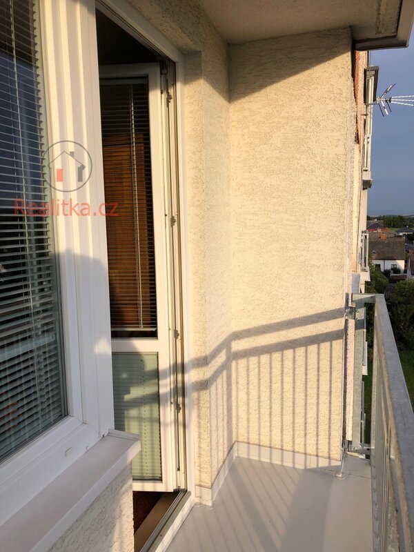 Pronájem slunného bytu po zdařilé rekonstrukci