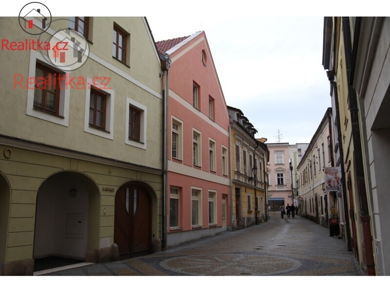 Pronájem komerčního prostoru v centru Jindřichova Hradce