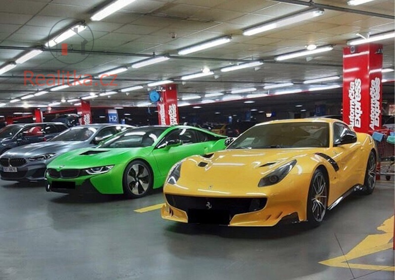 Pronájem Automyčky Expres v nákupním centru