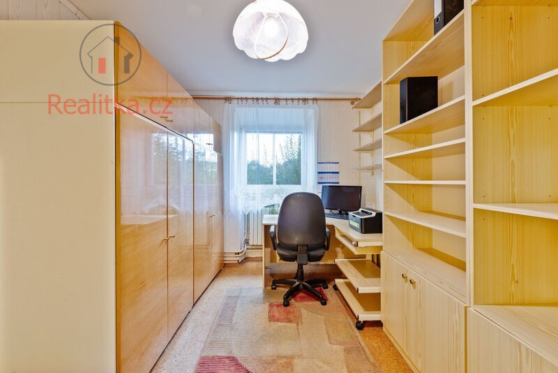 Exkluzivně vám nabízíme rodinný dům 5+1 s garáží a velkou zahradou ve Slapech u Tábora