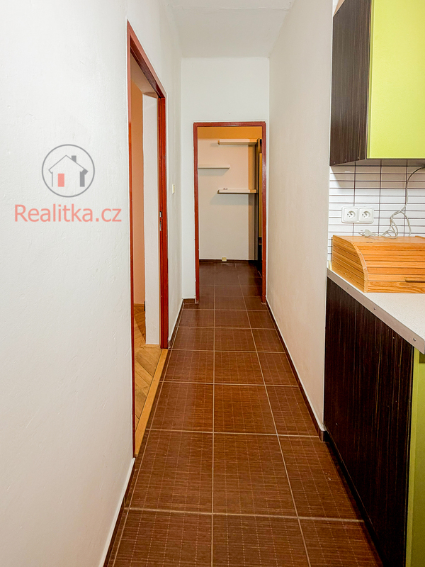 Pronájem bytu 2+1 s balkonem - Mělník