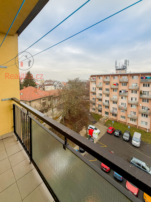 Pronájem bytu 2+1 s balkonem - Mělník