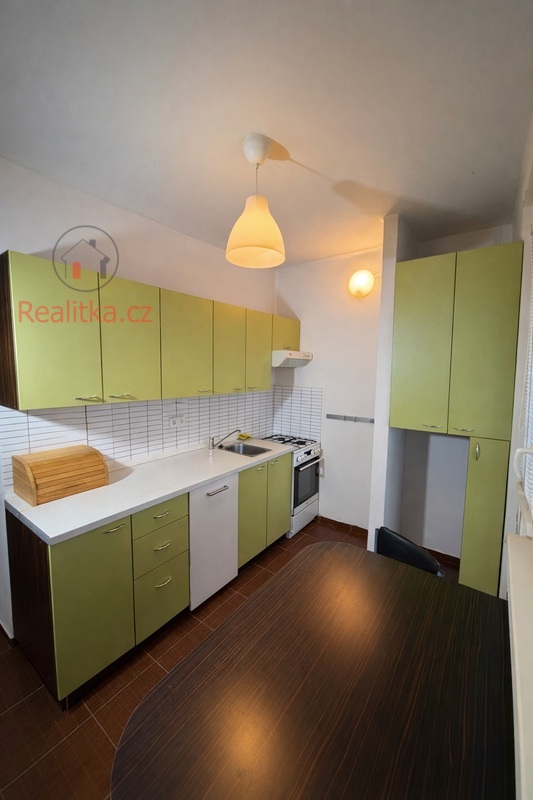 Pronájem bytu 2+1 s balkonem - Mělník
