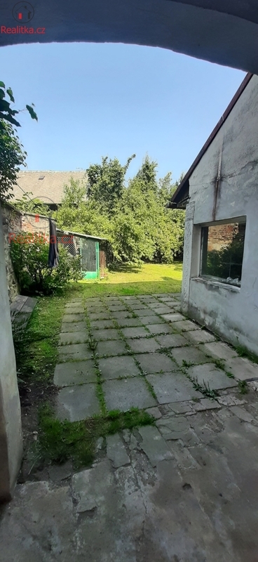 Prodej dvougeneračního rodinného domu ve Mšeně u Mělníka.