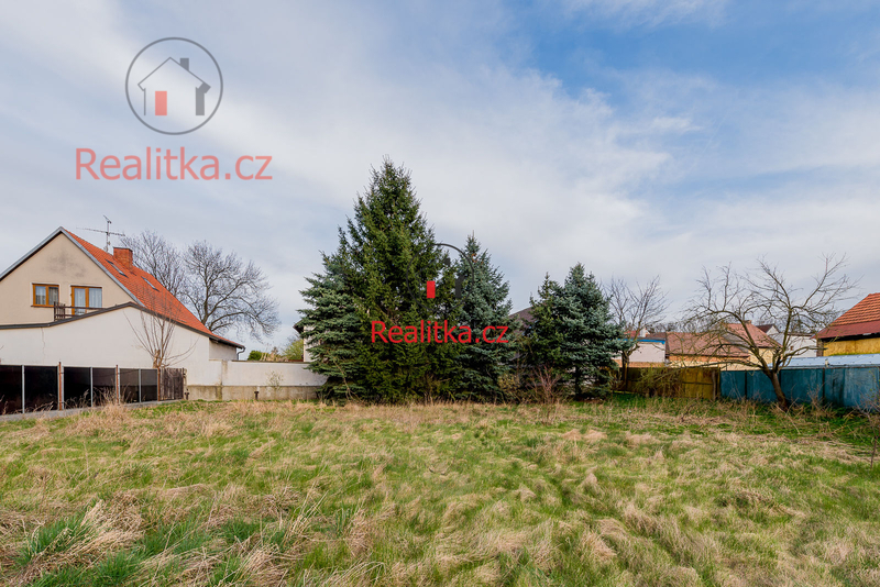 PRODEJ pozemku v Předoníně - Bechlíně, okres Litoměřice