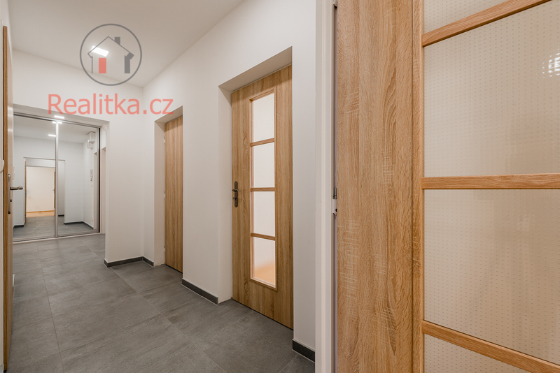 Prostorný byt 3+1 se třemi lodžiemi