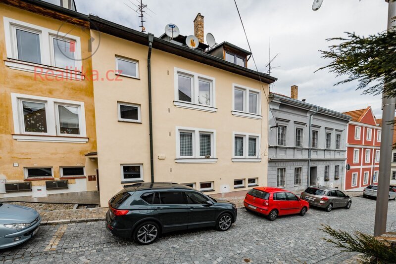 Prodej mezonetového bytu 4+1 v centru Českého Krumlova