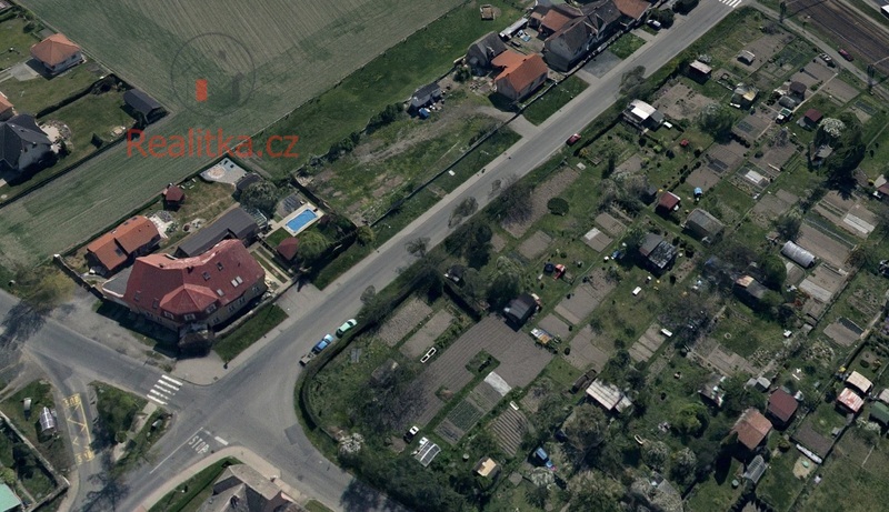 Nabízíme prodej zahrady o celkové výměře 623 m2 v Mělníku.