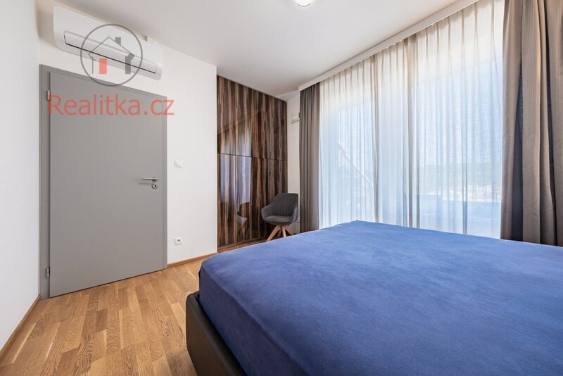 PRODEJ LUXUSNÍHO BYTU 4+KK S TERASOU 114 m², PRAHA 5 – JINONICE