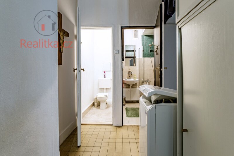 Prodej bytu 2+1 v Praze, ul. Jerevanská