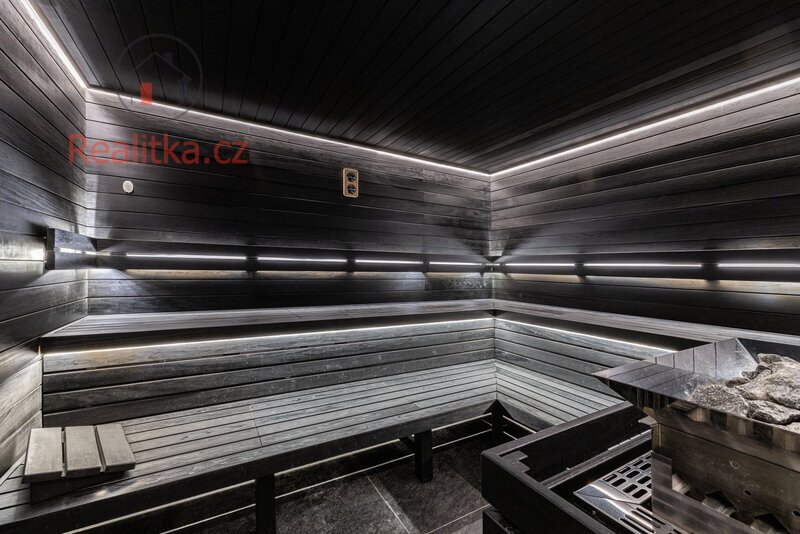 Prodej loftového bytu v rezidenci VANGUARD s terasou o celkové výměře 124 m2