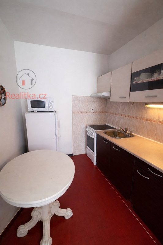 Pronájem bytu 2+kk s lodžií - Mělník, ul. Bezručova