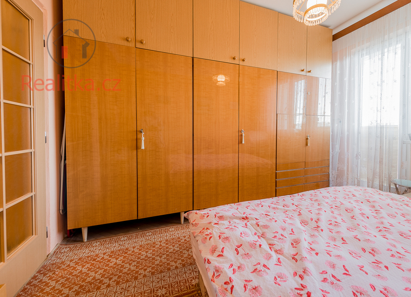 Prostorný byt 3+1 se třemi lodžiemi