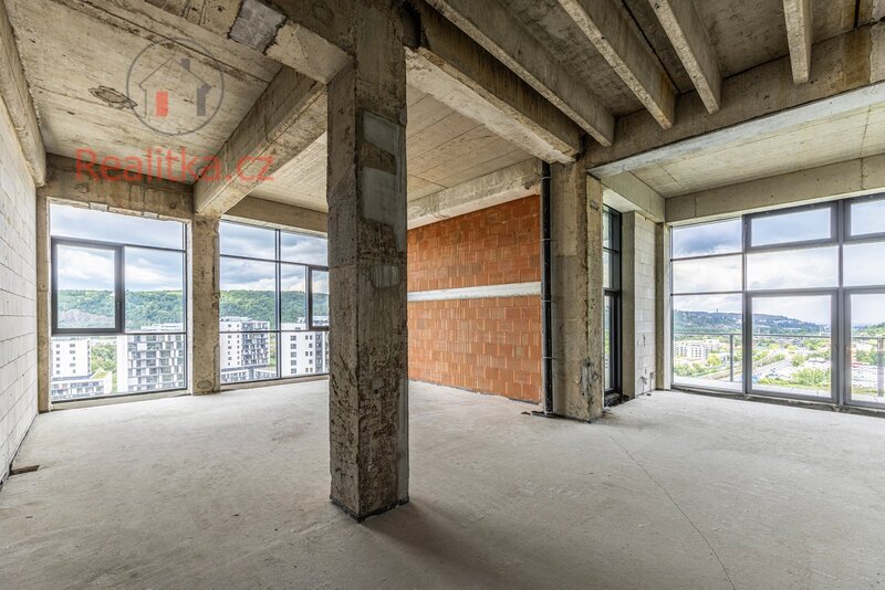 Prodej loftového bytu v rezidenci VANGUARD s terasou o celkové výměře 124 m2