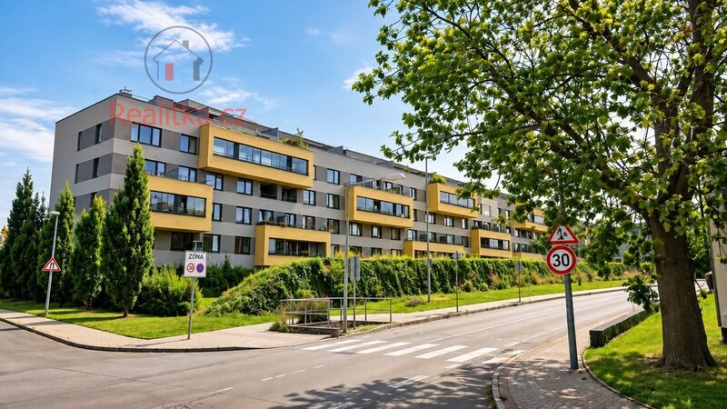Světlé a útulné 1+kk v Letňanech s parkovacím místem